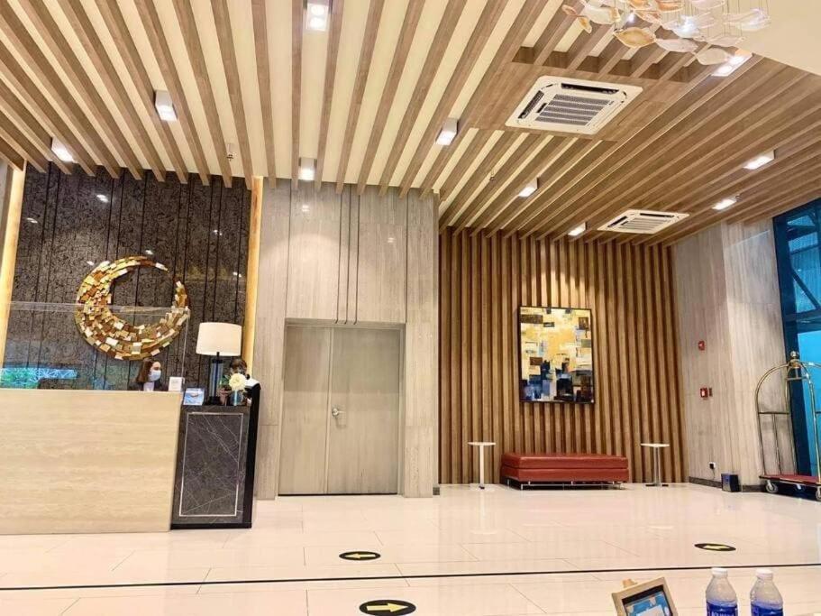 Luxestaysmnl Coastal Chic Netflx 380Mbps Pool Bgc Манила Экстерьер фото