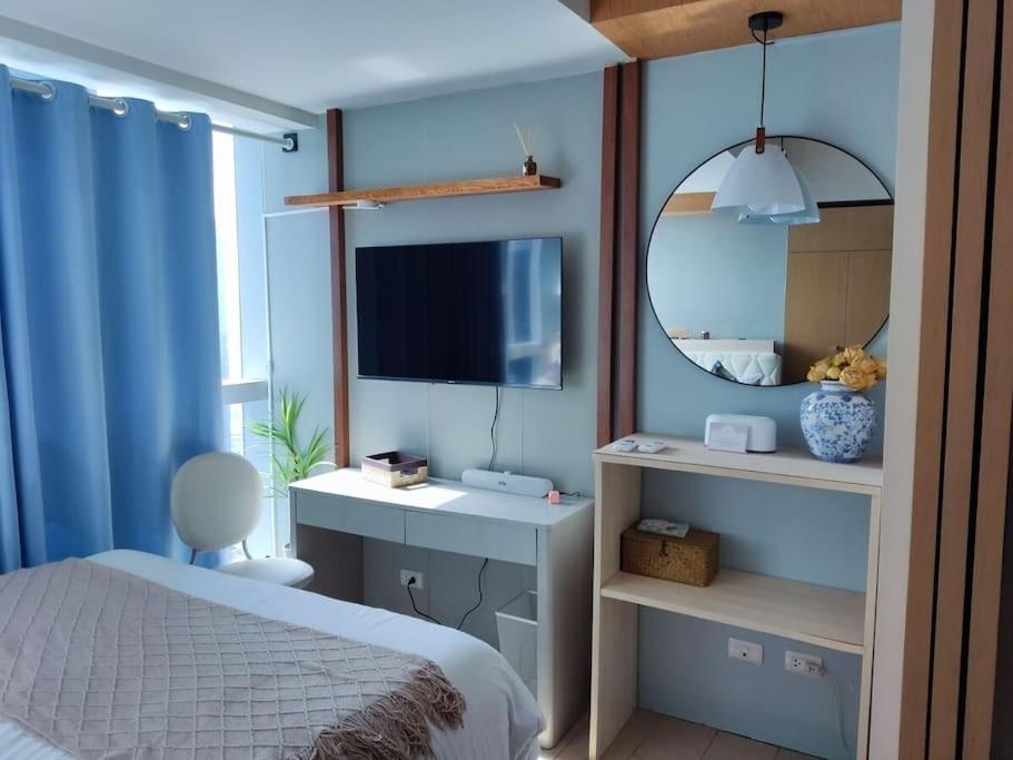 Luxestaysmnl Coastal Chic Netflx 380Mbps Pool Bgc Манила Экстерьер фото